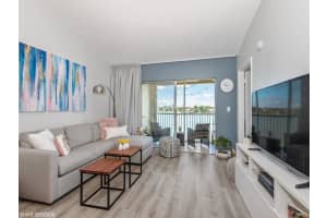 5520 Lakeside Dr, Margate, FL 33063, Sold 09/23/20