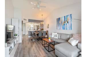 5520 Lakeside Dr, Margate, FL 33063, Sold 09/23/20