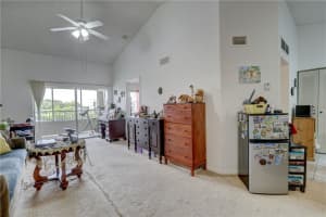 2841 N Oakland Forest Dr, Oakland Park, FL 33309, Sold 10/09/20