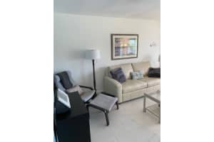 605 N Riverside Dr, Pompano Beach, FL 33062, Sold 11/12/20