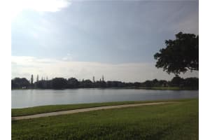201 Lake Pointe Dr, Oakland Park, FL 33309, Sold 08/31/20