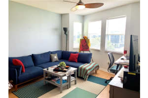 533 NE 3rd Ave, Fort Lauderdale, FL 33301, Sold 09/30/20