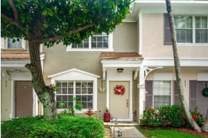 5525 Parade Pl, Margate, FL 33063, Sold 10/08/20