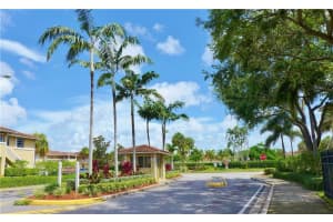 911 Twin Lakes Dr, Coral Springs, FL 33071, Sold 09/23/20