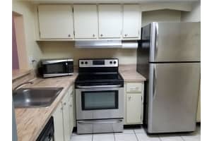 11227 SW 88th St, Miami, FL 33173, Sold 09/11/20