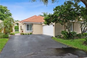 10188 NW 4th St, Plantation, FL 33324, Sold 09/25/20