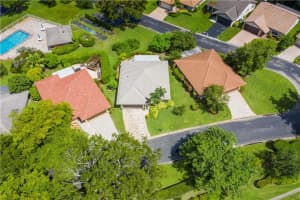 1782 Riverwood Ln, Coral Springs, FL 33071, Sold 10/02/20