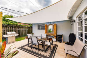 519 S 58th Ct, Hollywood, FL 33023, Sold 12/07/20