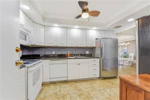 437 Golden Isles Dr #9bc, Hallandale Beach, FL 33009, Sold 04/22/21