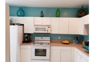 2527 SW 82nd Ave #107, Miramar, FL 33025, Sold 10/01/20