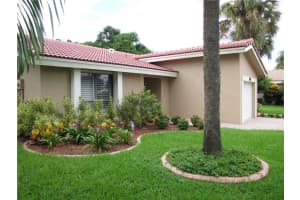 1690 Riverwood Ln, Coral Springs, FL 33071, Sold 11/10/20