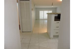 600 NE 2nd St, Dania Beach, FL 33004, Sold 12/01/20