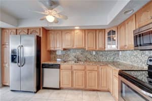 525 N Ocean Blvd, Pompano Beach, FL 33062, Sold 12/28/20