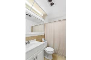 8110 NW 59th Pl, Tamarac, FL 33321, Sold 02/09/21