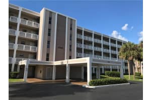 1200 NW 87th Ave, Coral Springs, FL 33071, Sold 10/06/20