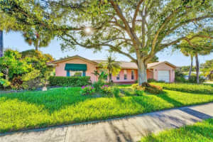 201 SW 9th Ave, Boca Raton, FL 33486, Sold 10/07/20