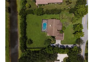 8157 Steeplechase Dr, Palm Beach Gardens, FL 33418, Sold 10/01/20