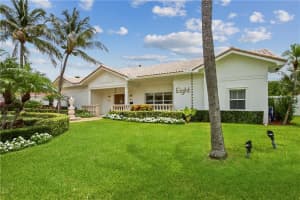 8 Oneida Ln, Sea Ranch Lakes, FL 33308, Sold 11/05/20
