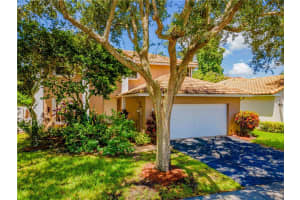 9581 NW 9th Ct, Plantation, FL 33324, Sold 10/14/20