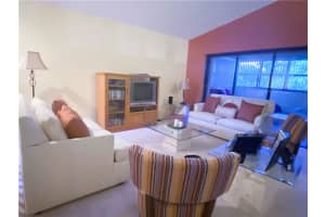 335 Ives Dairy Rd, Miami, FL 33179, Sold 11/06/20