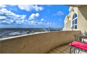 19501 W Country Club Dr, Aventura, FL 33180, Sold 09/27/21