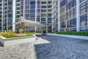 200 Leslie Dr, Hallandale Beach, FL 33009, Sold 03/30/21