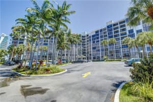 200 Leslie Dr, Hallandale Beach, FL 33009, Sold 03/30/21