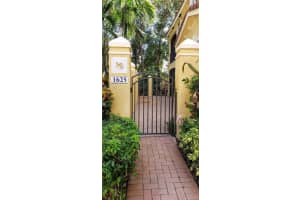 1625 Passion Vine Cir, Weston, FL 33326, Sold 12/28/20