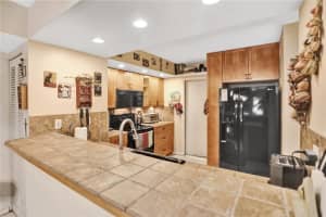 2388 NW 97th Way, Pembroke Pines, FL 33024, Sold 11/03/20