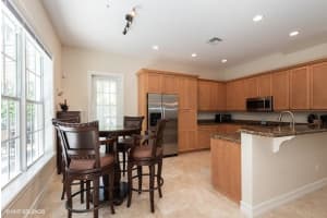 1318 SW 23rd Ct, Fort Lauderdale, FL 33315, Sold 11/12/20
