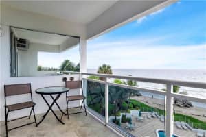 500 SE 21st Ave, Deerfield Beach, FL 33441, Sold 12/02/20