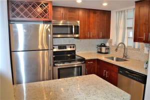 1040 SE 4th Ave, Deerfield Beach, FL 33441, Sold 10/23/20