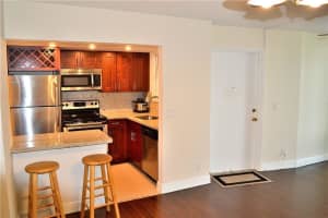1040 SE 4th Ave, Deerfield Beach, FL 33441, Sold 10/23/20