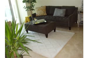 350 SE 2nd St, Fort Lauderdale, FL 33301, Sold 12/01/20