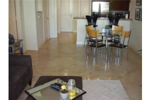 350 SE 2nd St, Fort Lauderdale, FL 33301, Sold 12/01/20