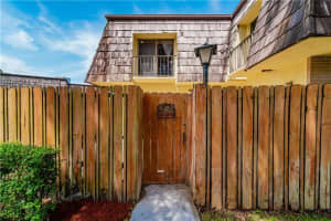 4707 Cherry Rd, West Palm Beach, FL 33417, Sold 09/18/20