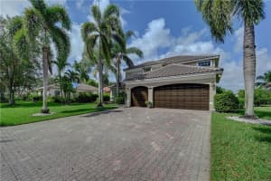 5713 NW 46th Dr, Coral Springs, FL 33067, Sold 10/22/20