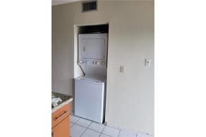 5290 W 21st Ct, Hialeah, FL 33016, Sold 12/11/20