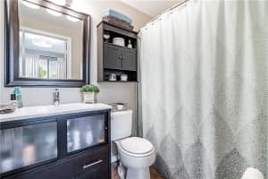 7835 Sanibel Dr, Tamarac, FL 33321, Sold 12/08/20