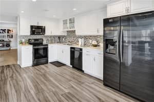 5100 Bayview Dr, Fort Lauderdale, FL 33308, Sold 11/18/20