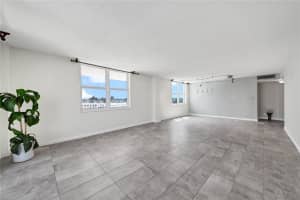 1 Las Olas Cir, Fort Lauderdale, FL 33316, Sold 04/28/21