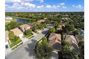 8855 NW 39th Pl, Coral Springs, FL 33065, Sold 10/02/20
