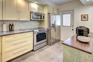 800 E Camino Real, Boca Raton, FL 33432, Sold 11/12/20