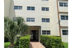 4040 NW 19th St, Lauderhill, FL 33313, Sold 11/06/20