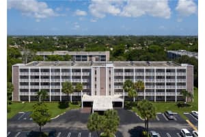 1075 Riverside Dr, Coral Springs, FL 33071, Sold 10/09/20
