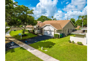5633 SW 89th Ave, Cooper City, FL 33328, Sold 10/07/20