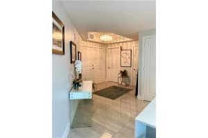 315 NE 3rd Ave, Fort Lauderdale, FL 33301, Sold 01/15/21