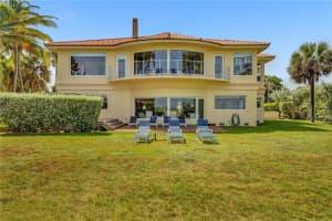 2102 Bay Dr, Pompano Beach, FL 33062, Sold 02/04/22