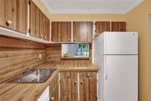 5300 NE 24th Terrace #220c, Fort Lauderdale, FL 33308, Sold 09/29/20