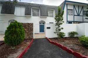3932 SW 67th Terrace, Davie, FL 33314, Sold 11/20/20
